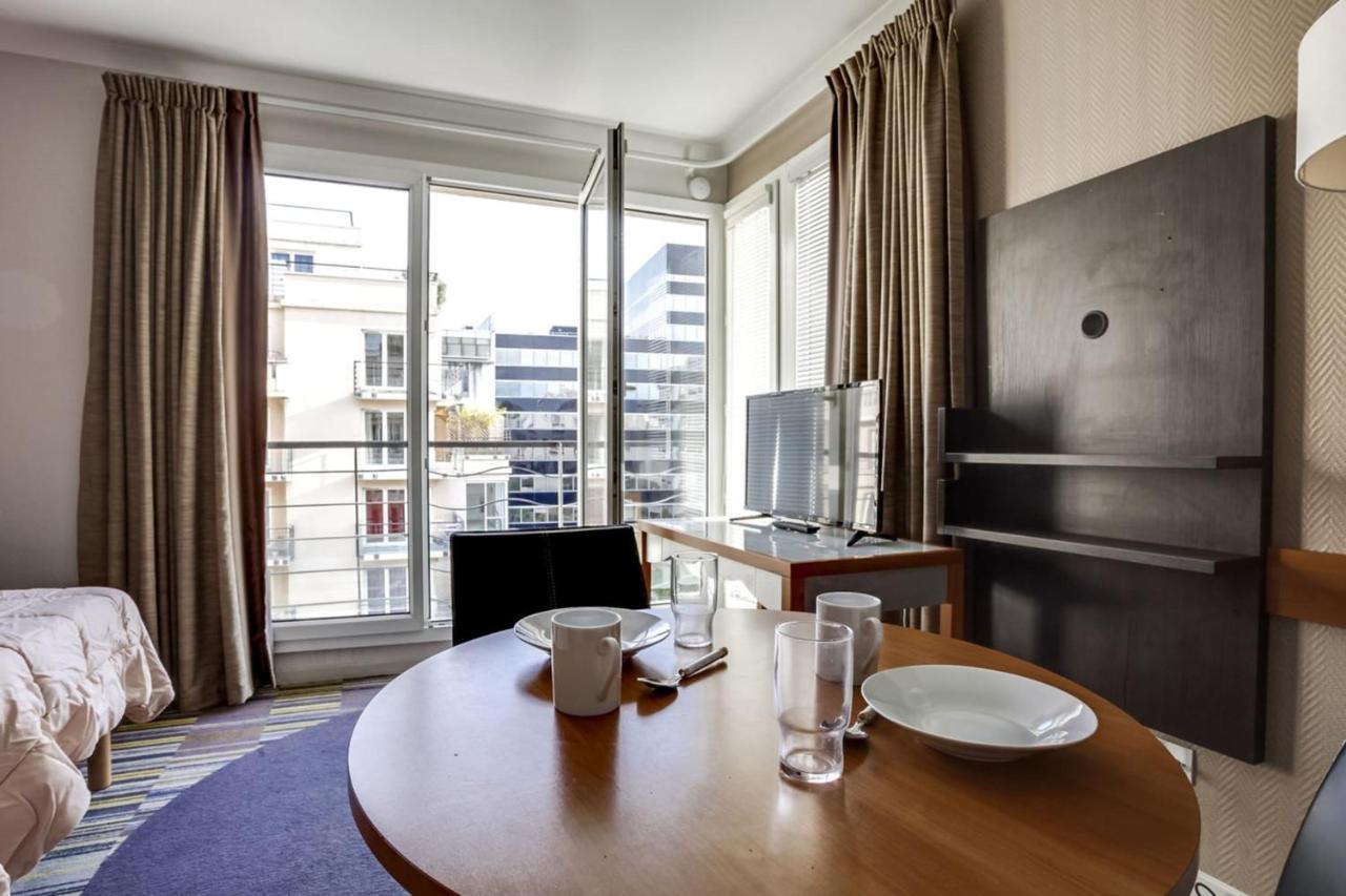 Guestready - Studio Cosy Pres Du Metro Issy-les-Moulineaux Exteriér fotografie